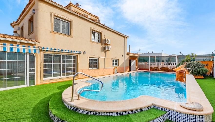 Chalet - Pre-owned - Torrevieja - Torrevieja