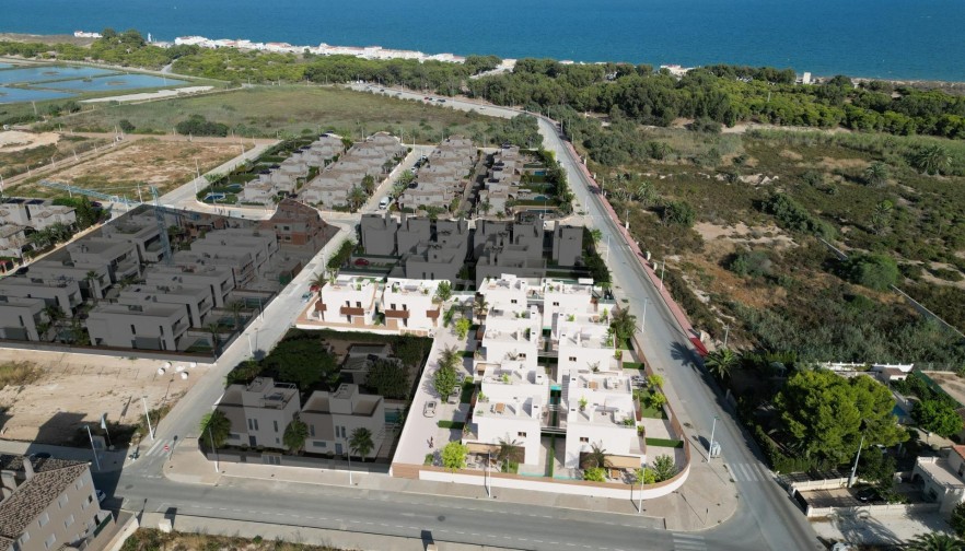 Nueva construcción  - Villa - La Marina - El pinet