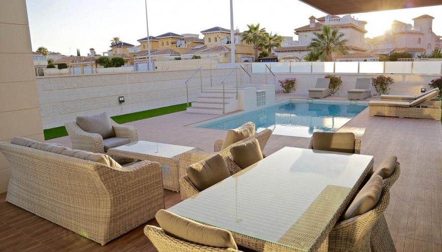 Nueva construcción  - Villa - Orihuela Costa - Campoamor