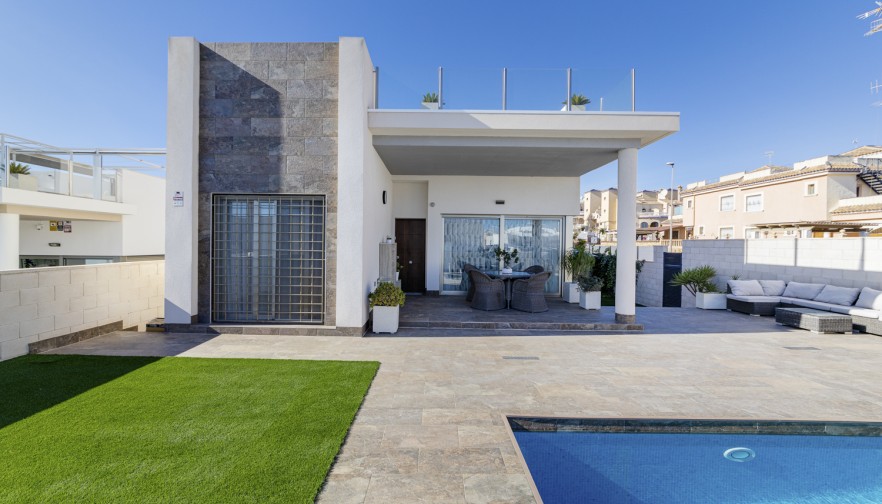 Pre-owned - Villa - Orihuela Costa - Villamartín