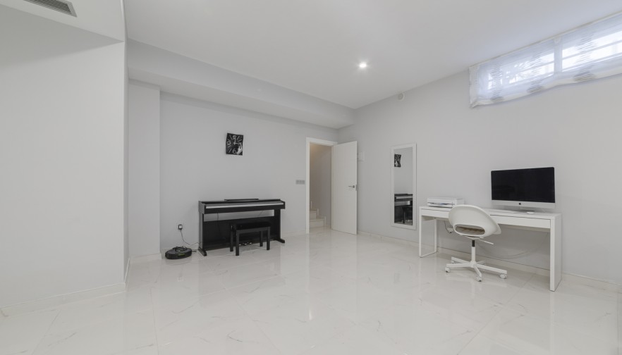 Pre-owned - Villa - Orihuela Costa - Villamartín