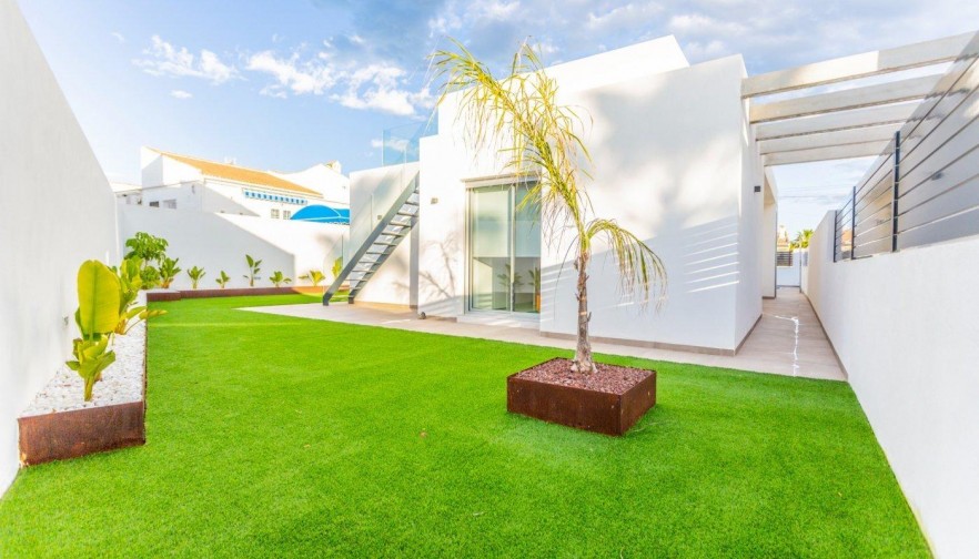 Nueva construcción  - Villa - Torrevieja - Torreta florida