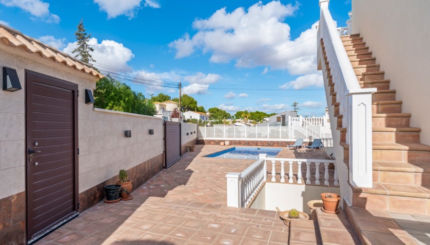 Rynek wtórny - Willa - Torrevieja - Los Balcones