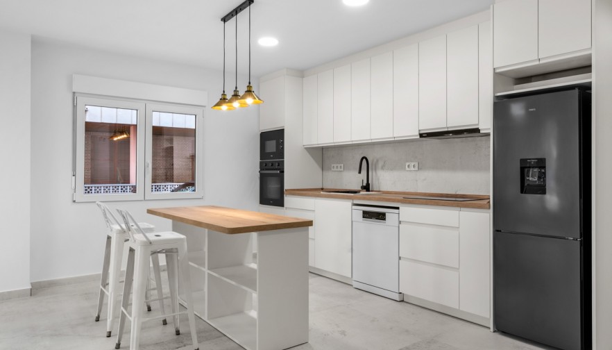 Rynek wtórny - Apartment - Torrevieja - Playa del Acequión