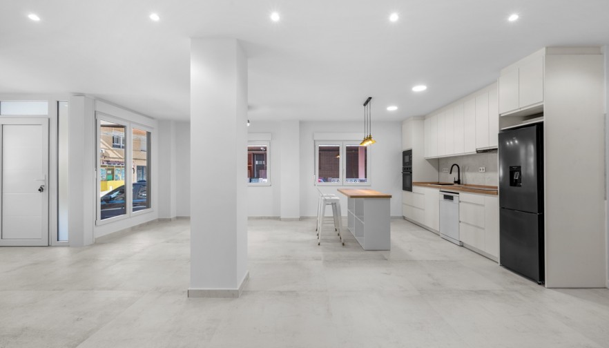 Rynek wtórny - Apartment - Torrevieja - Playa del Acequión