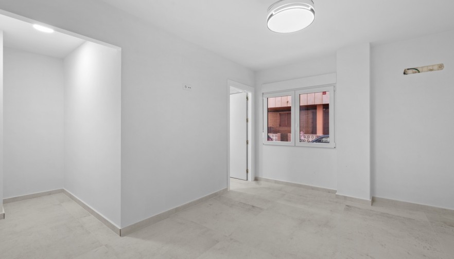 Rynek wtórny - Apartment - Torrevieja - Playa del Acequión