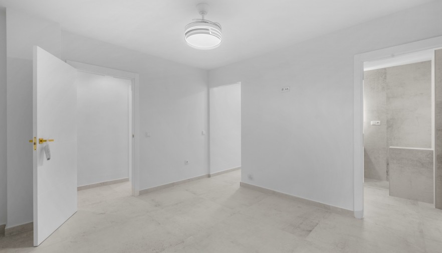 Rynek wtórny - Apartment - Torrevieja - Playa del Acequión