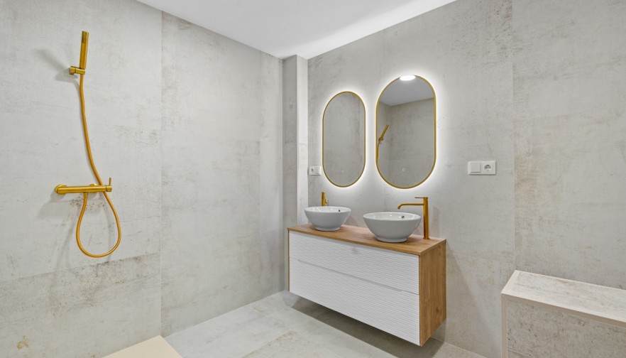 Rynek wtórny - Apartment - Torrevieja - Playa del Acequión