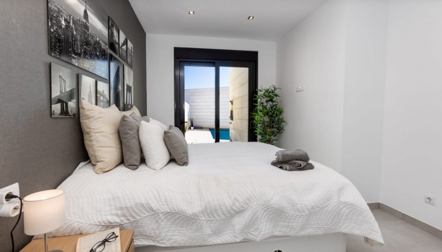 Rynek pierwotny - Willa - Pilar de la Horadada - pueblo