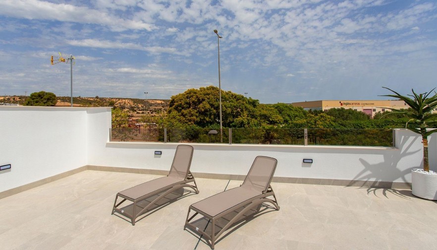 Rynek pierwotny - Willa - Sucina