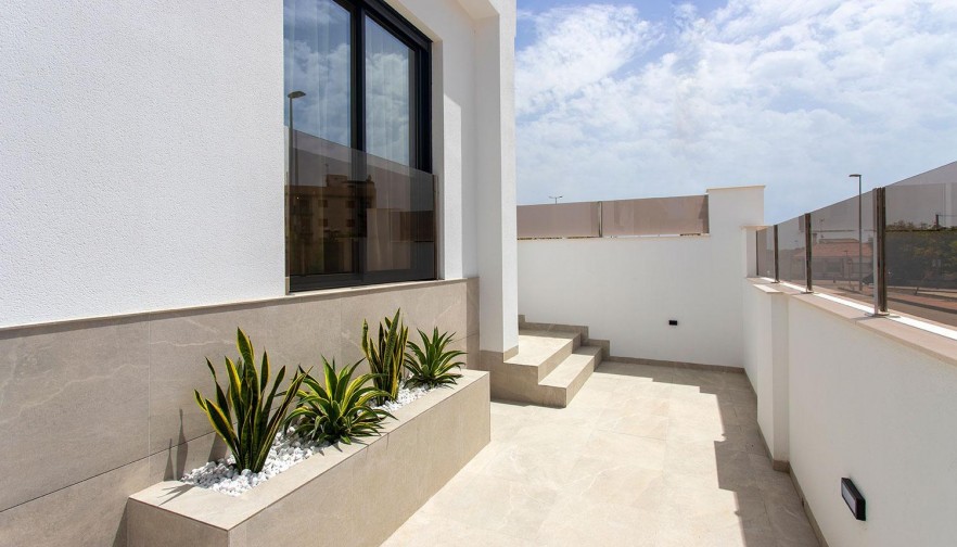 Rynek pierwotny - Willa - Sucina